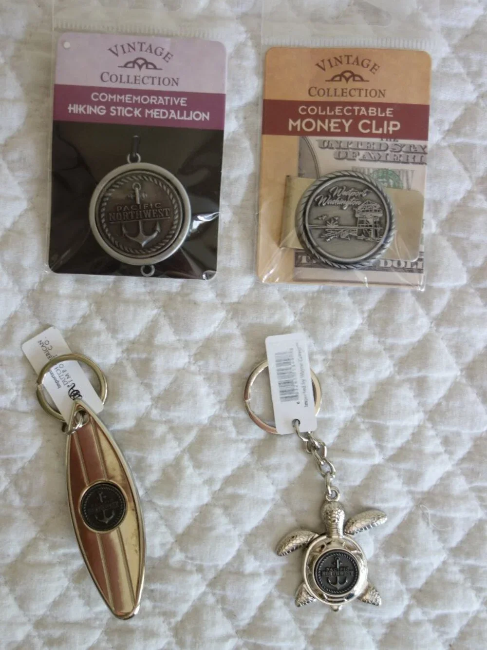 (a)Lot of 4 New VINTAGE COLLECTION Money Clips / Key Chains – Westport WA / PAC